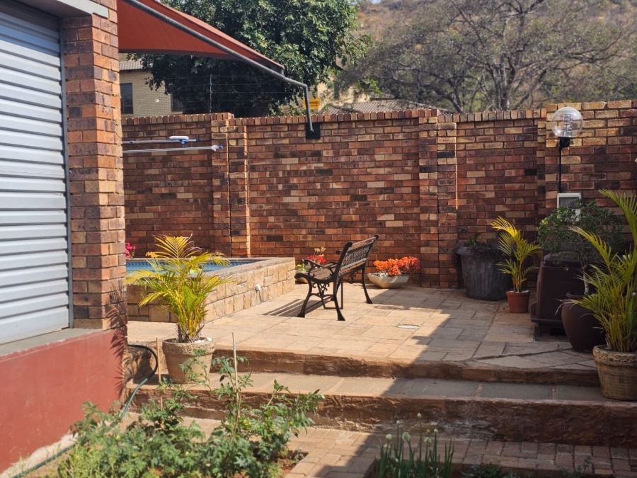 3 Bedroom Property for Sale in Safari Gardens North West